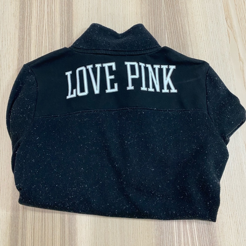 SOLD‼️❤️PINK VICTORIAS SECRET SWEATER ✨